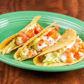 (3) crunchy tacos