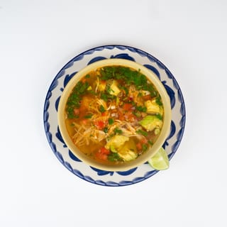 chicken soup (caldo de pollo)