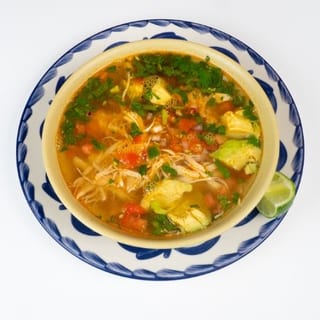 chicken soup (caldo de pollo)